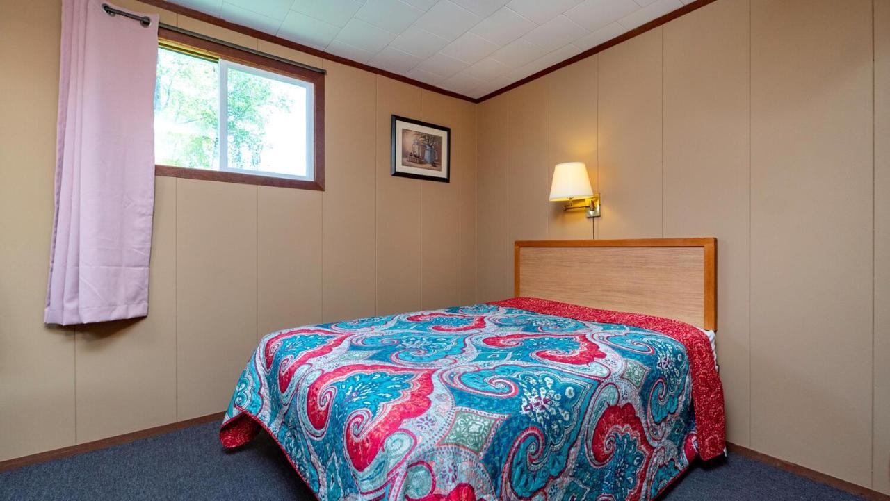 Bel Air Cottages And Motel Sauble Beach Ngoại thất bức ảnh